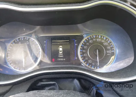 2016 Chrysler 200 Limited из США, поврежденный, VIN 1C3CCCAB1GN160122